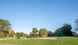 Photo 3- click for photo gallery